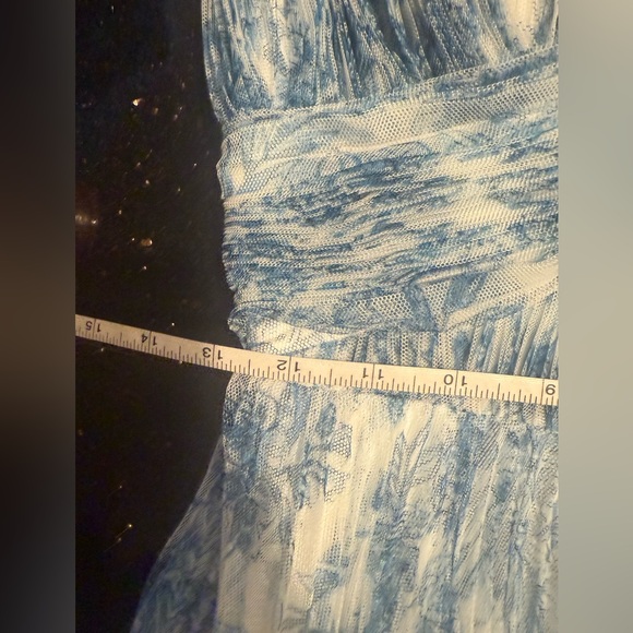 Hutch Corene Strapless Tulle A-Line Midi Dress in Blue & White Size 2 NWT - Picture 6 of 7